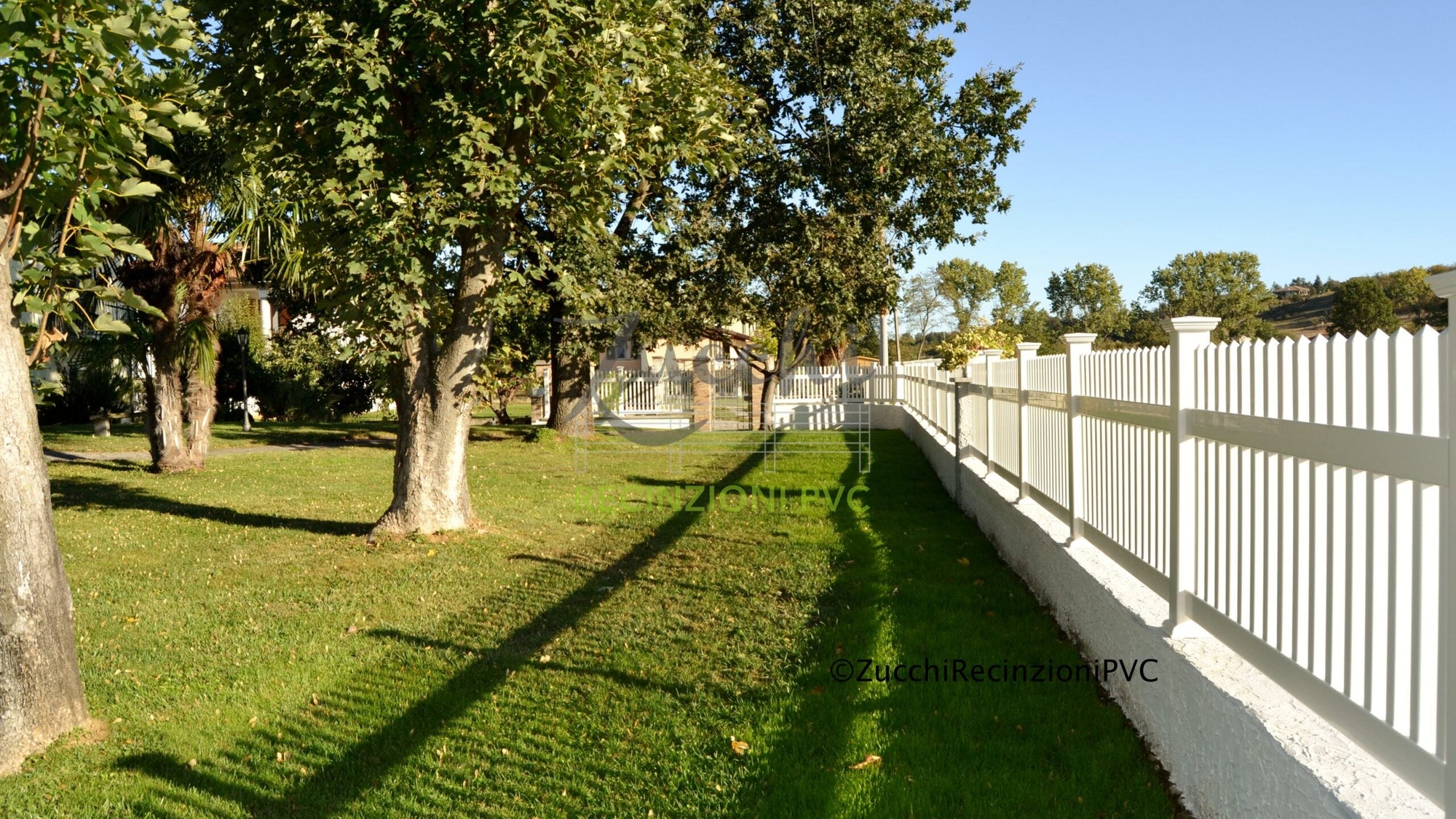 Advantages and Characteristics of PVC for Fencing