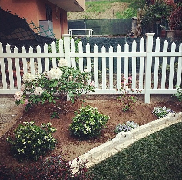 Fences with Planters: Functionality and Design