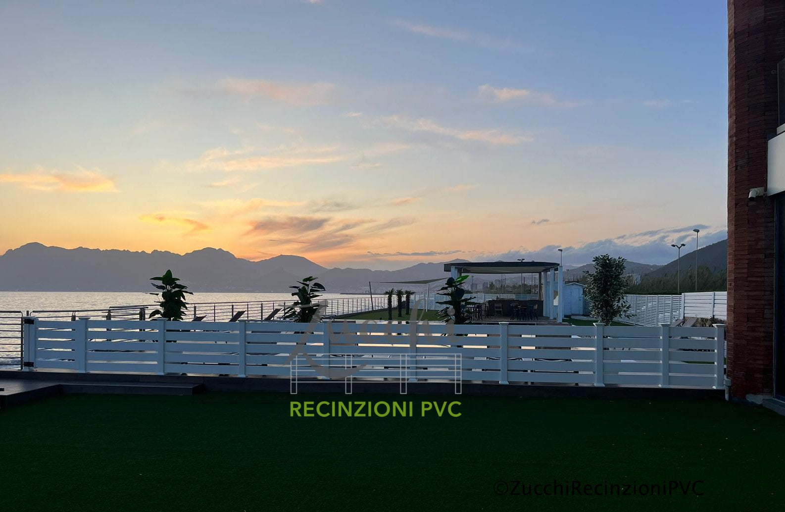 Modular Panel Fencing: PVC and its Thousand Advantages