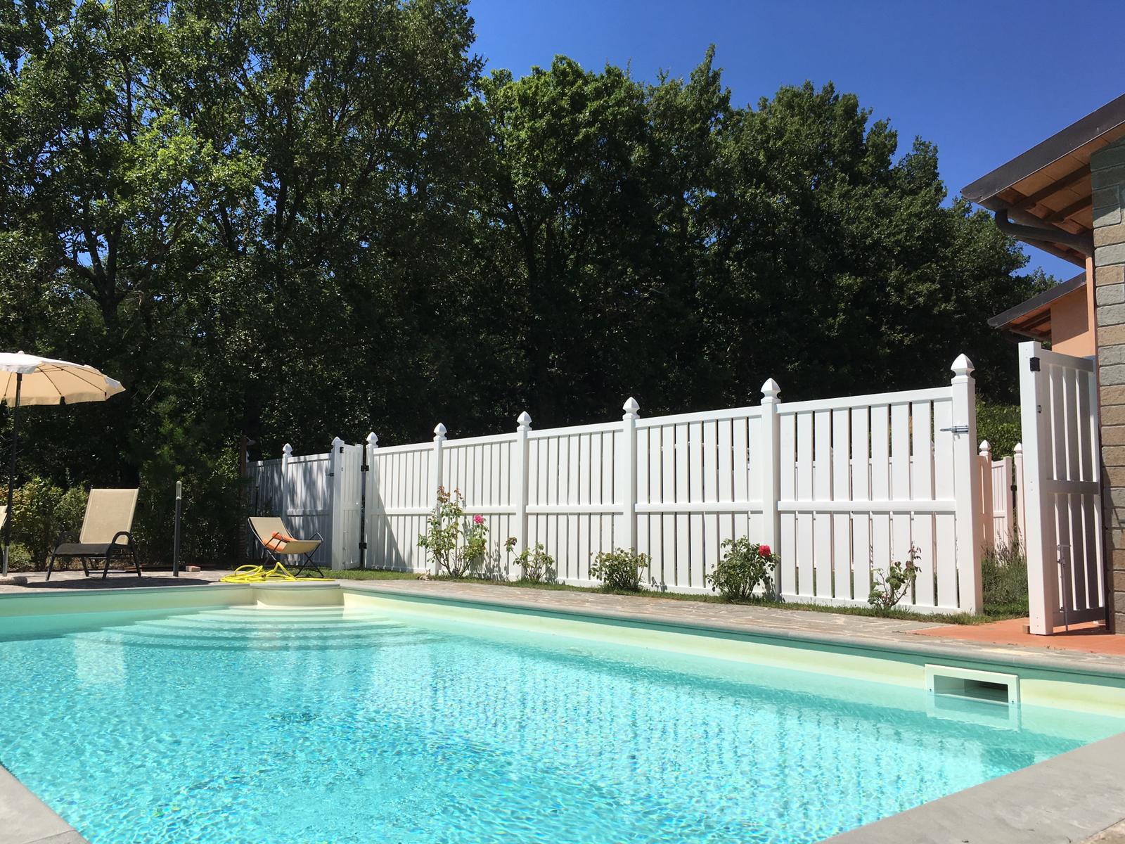 PVC Pool Fences: For a Functional and Stylish Exterior